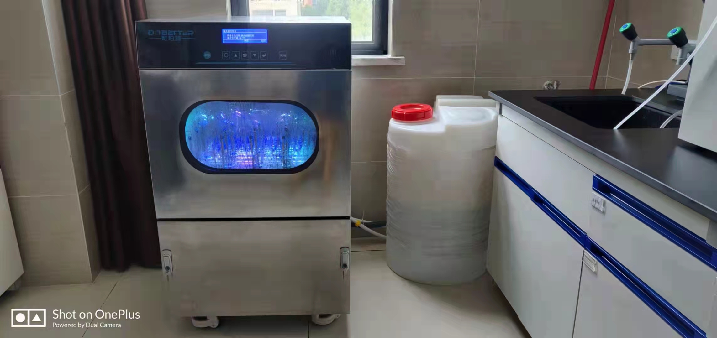 為什么我會建議你的實(shí)驗(yàn)室配臺洗瓶機(jī)？